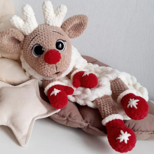 Amigurumi reindeer pattern - Christmas crochet pattern